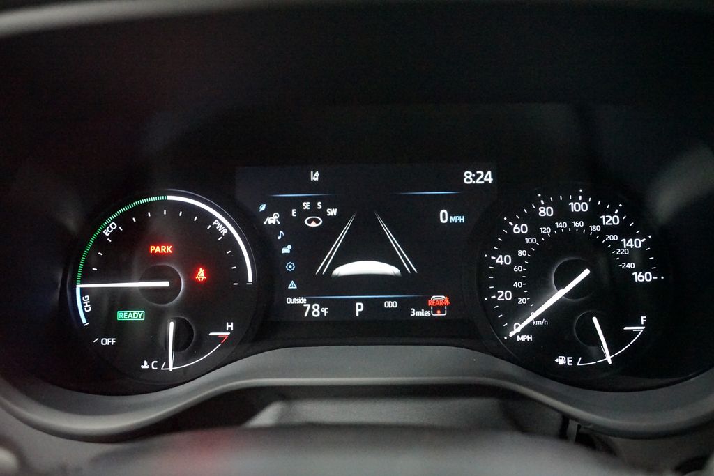 Thumbnail: 2025 Toyota Sienna - 15