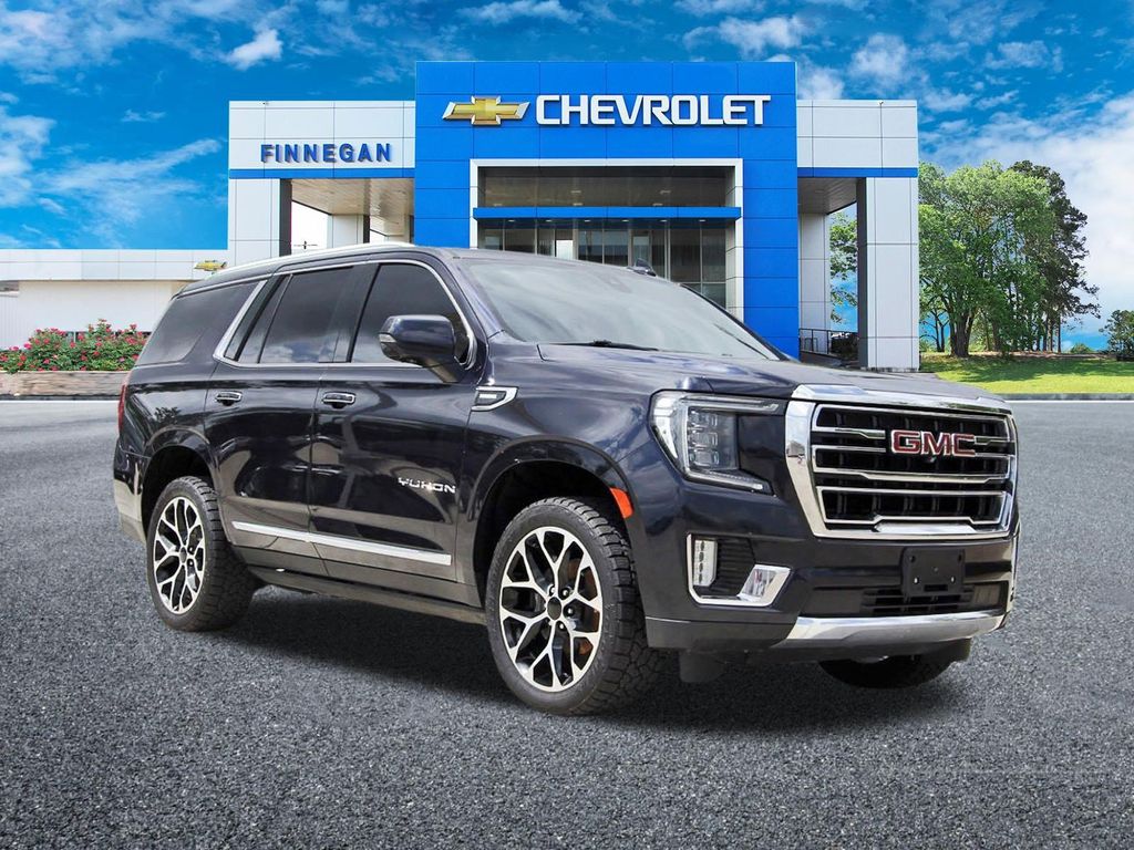 Midnight Blue Metallic 2021 GMC Yukon SLT RWD SUV / Crossover 4X2