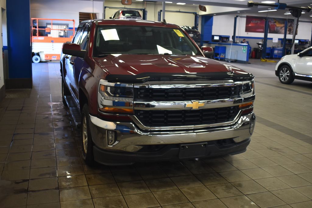 Thumbnail: 2017 Chevrolet Silverado 1500 - 3