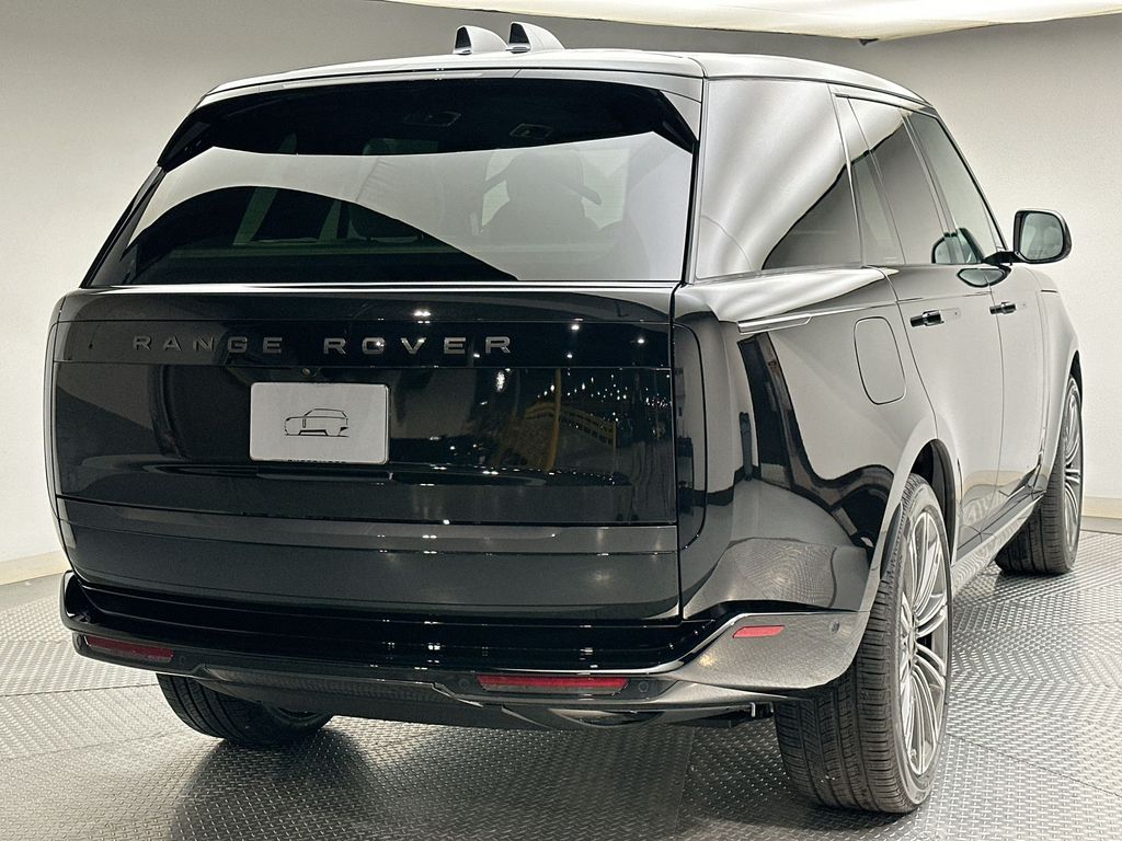 Thumbnail: 2026 Land Rover Range Rover - 11