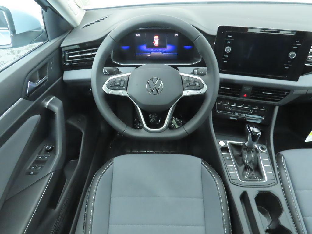 Thumbnail: 2026 Volkswagen Jetta - 10