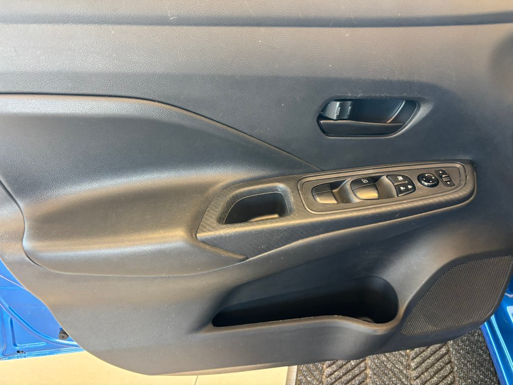2022 Nissan Versa 1.6 S