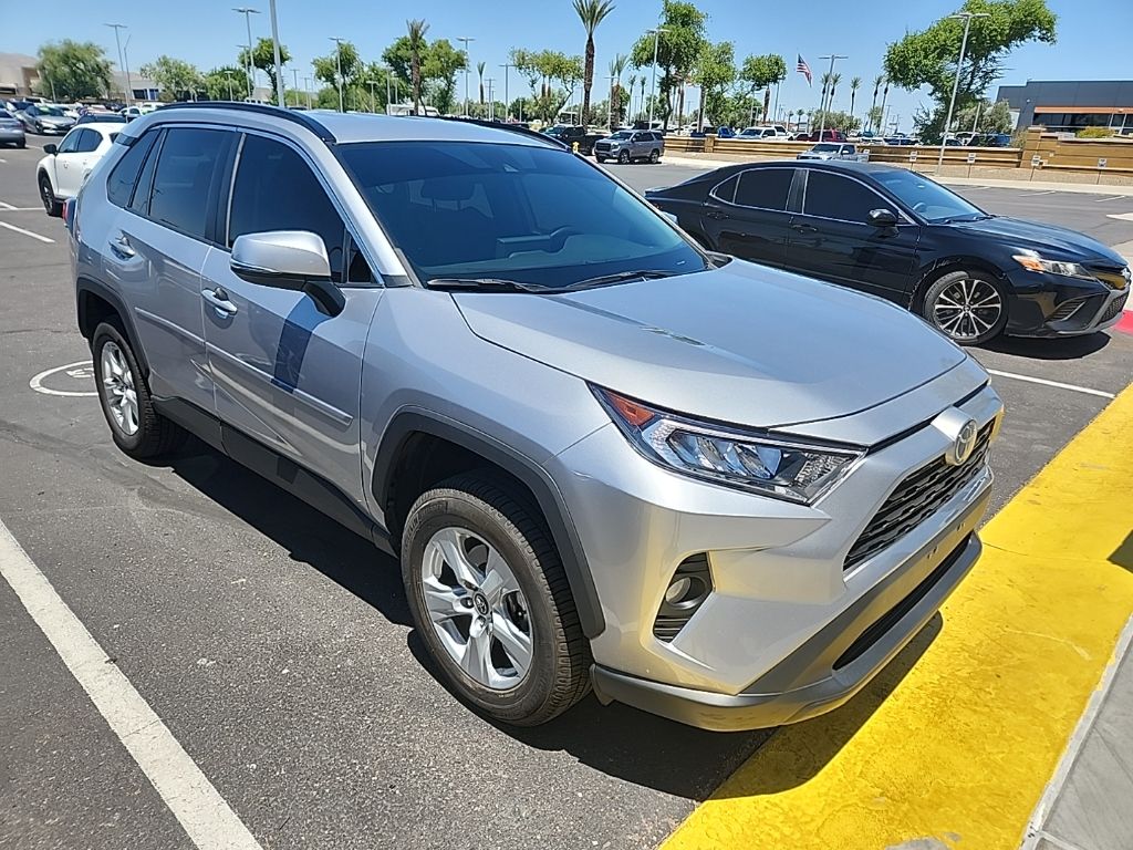Thumbnail: 2020 Toyota RAV4 - 2