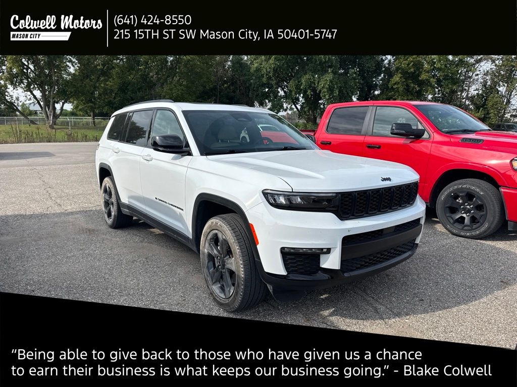 Bright White Clearcoat 2025 Jeep Grand Cherokee L SUV / Crossover Four-Wheel Drive 8-Speed Automatic