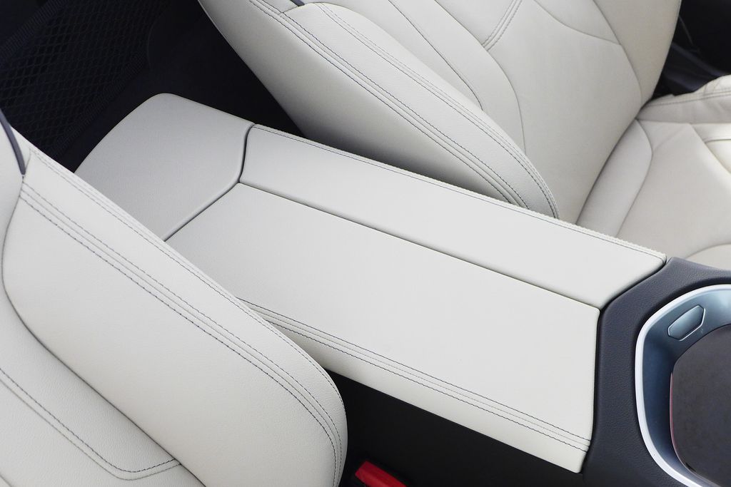 Thumbnail: 2025 BMW Z4 - 21