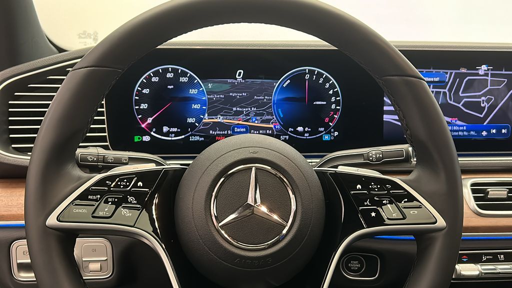 2025 Mercedes-Benz GLE 450 13