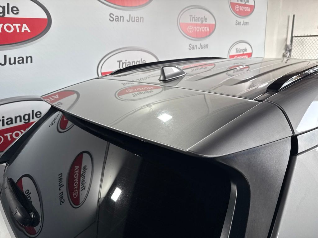 Thumbnail: 2019 Toyota RAV4 - 16
