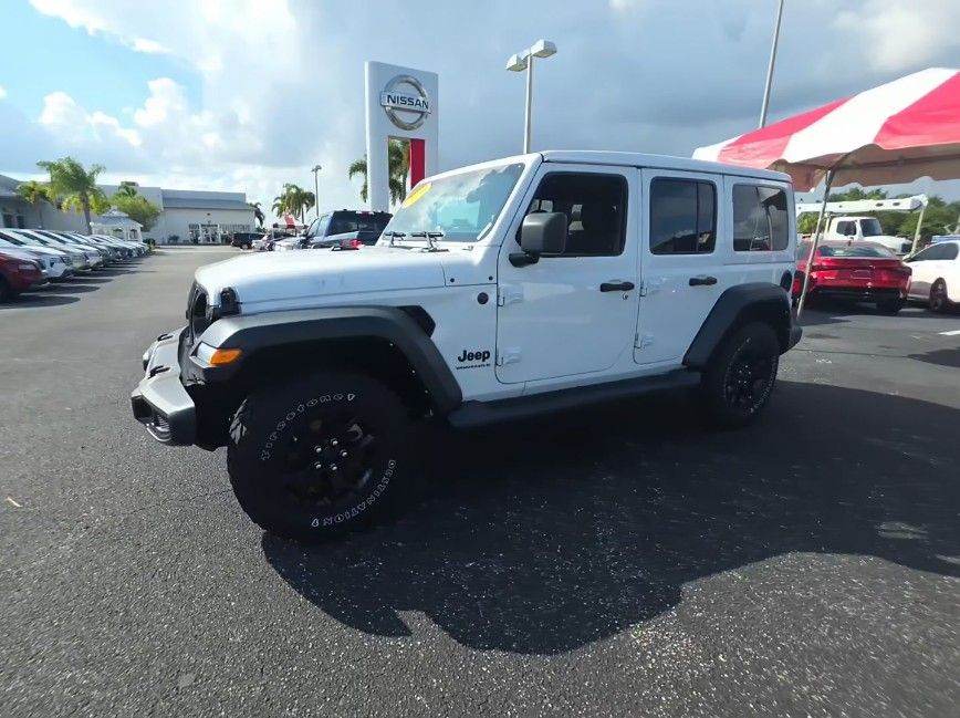 Bright White Clearcoat 2023 Jeep Wrangler SUV / Crossover Four-Wheel Drive Automatic