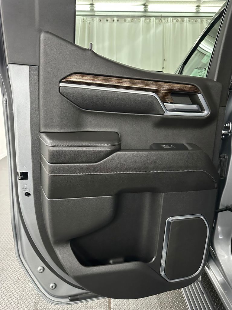 used 2023 GMC Sierra 1500 car, priced at $36,985