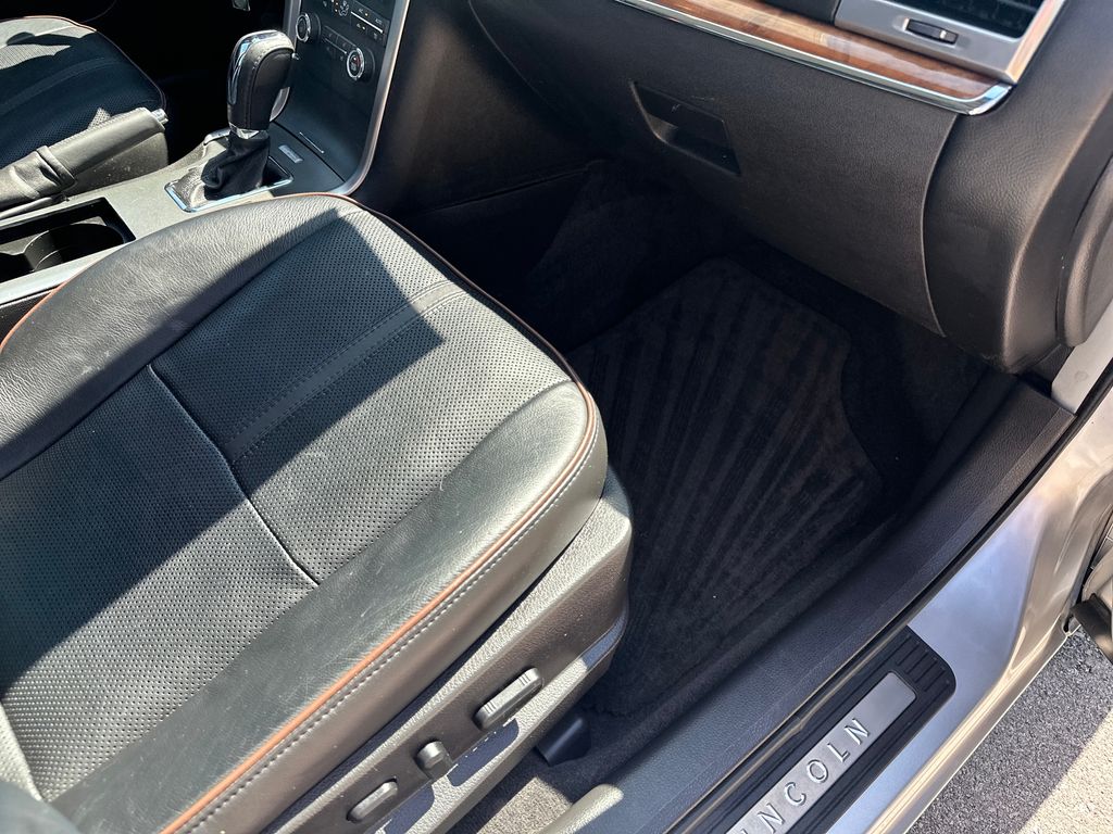 Used Car 2011 Lincoln Mkz  Base For Sale Under $12,000 In Austin, Texas