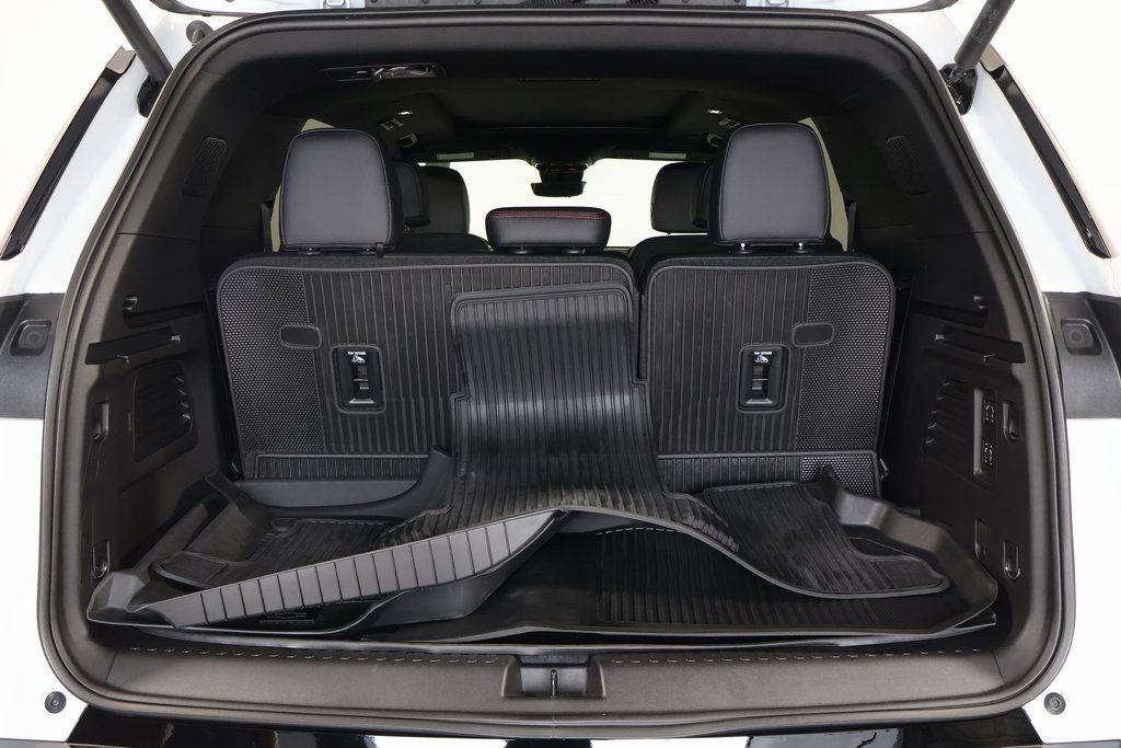 Thumbnail: 2025 Chevrolet Traverse - 14