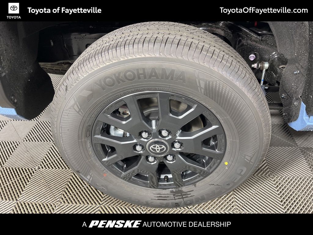 Thumbnail: 2025 Toyota 4Runner - 17