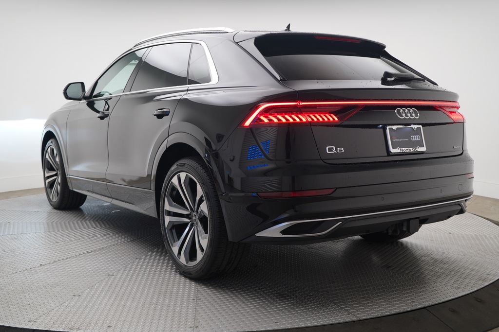 Thumbnail: 2022 Audi Q8 - 3