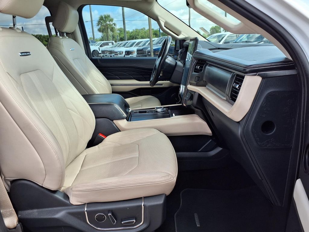 2023 Ford Expedition Platinum White at Texan Dodge Chrysler Jeep Ram