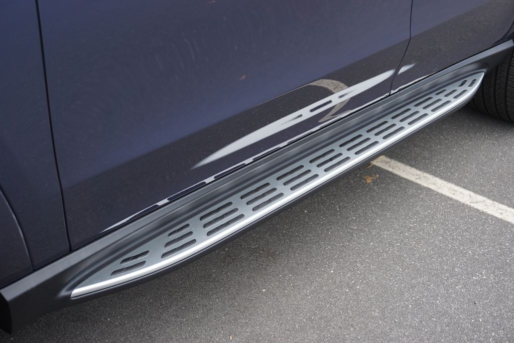 Thumbnail: 2026 Mercedes-Benz GLE - 12