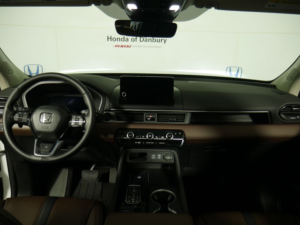 Thumbnail: 2023 Honda Pilot - 11