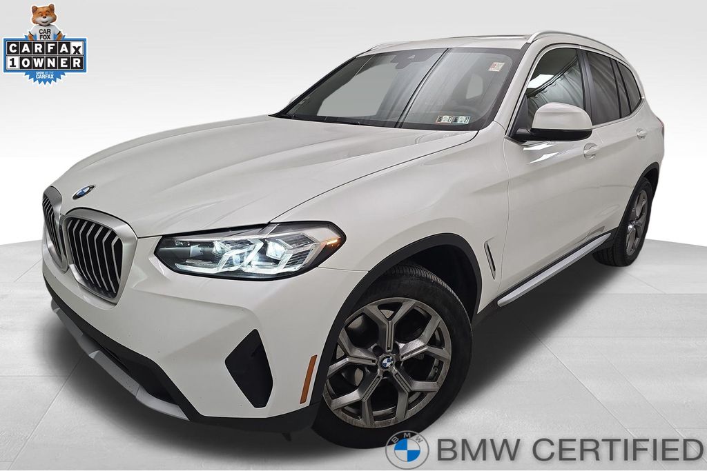 2022 BMW X3 xDrive30i's photo