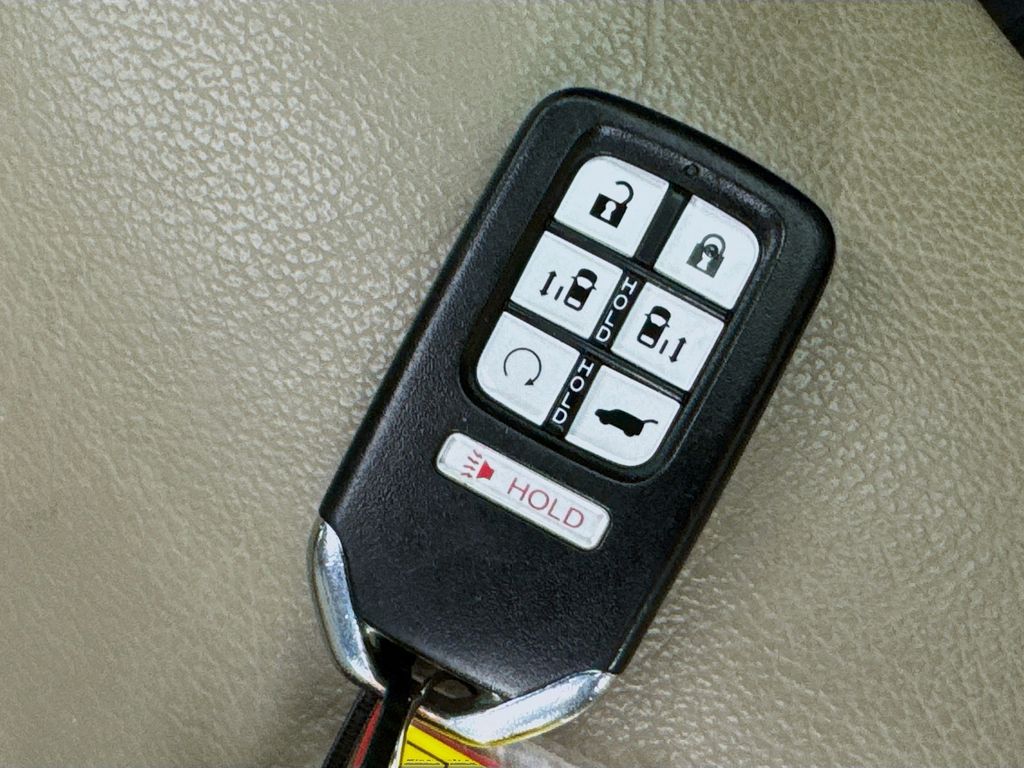 Used Car 2018 Honda Odyssey  Ex-l For Sale Under $25,000 In Austin, Texas