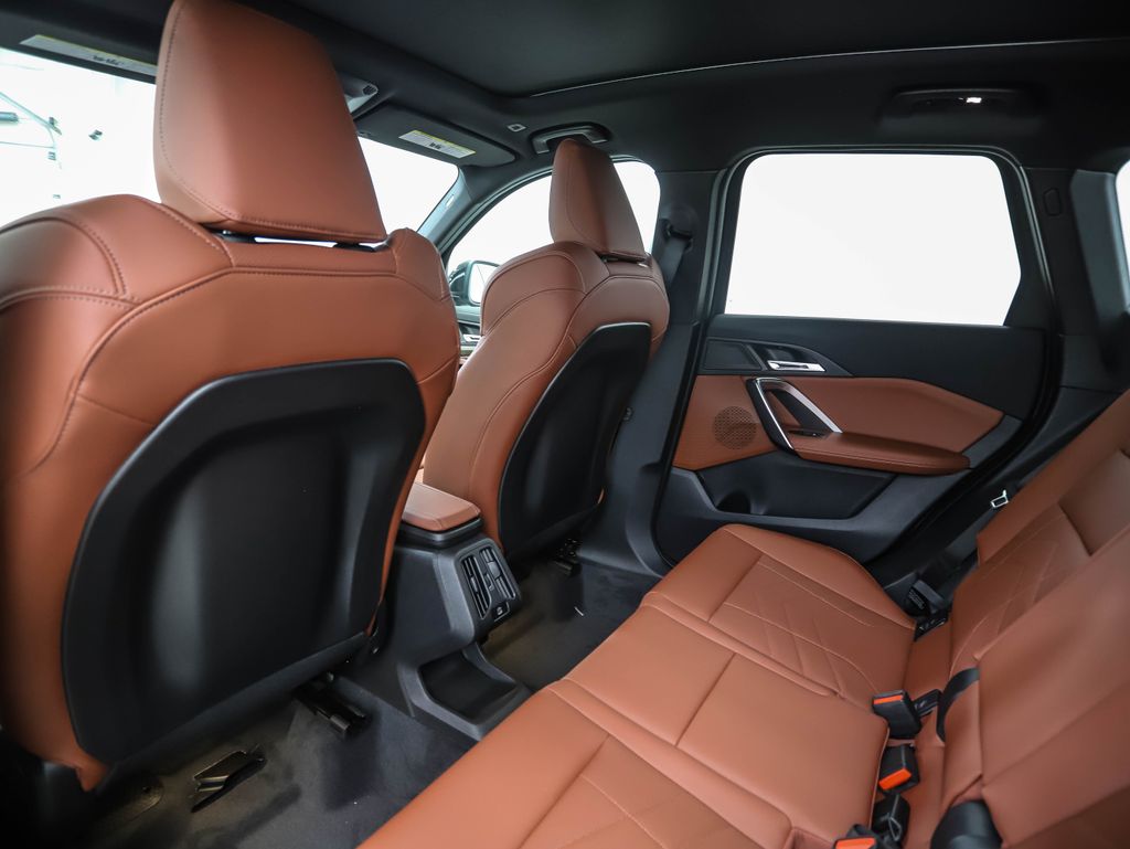 Thumbnail: 2026 BMW X1 - 21