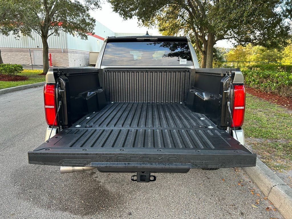Thumbnail: 2024 Toyota Tacoma - 10