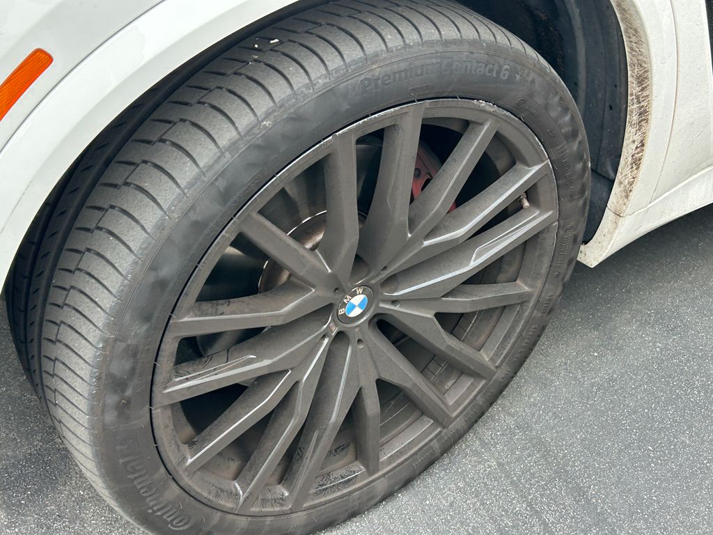 Thumbnail: 2023 BMW X5 - 3