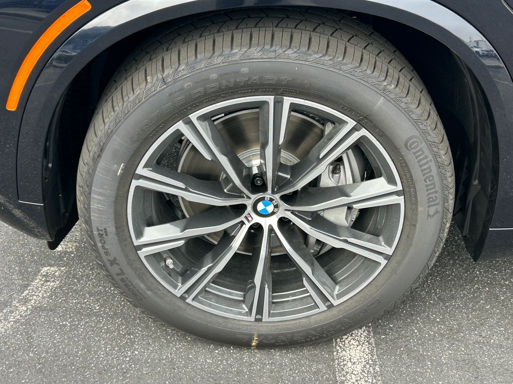 2026 BMW X5 xDrive50e 9
