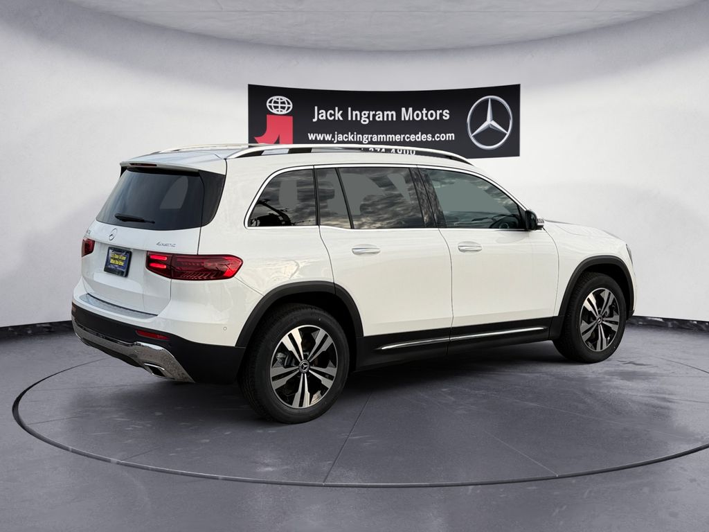 new 2026 Mercedes-Benz GLB car