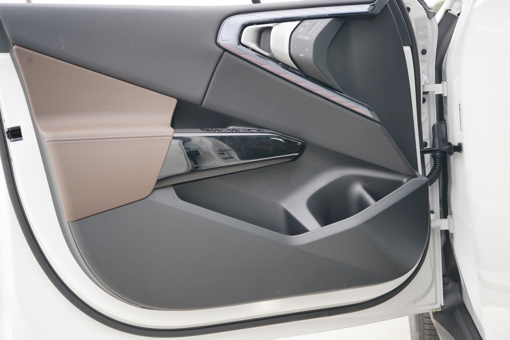 Thumbnail: 2026 BMW X3 - 9