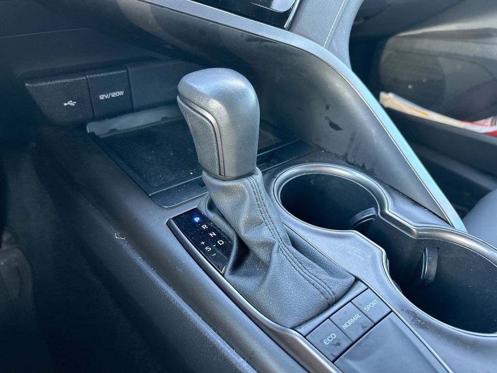 Thumbnail: 2023 Toyota Camry - 26