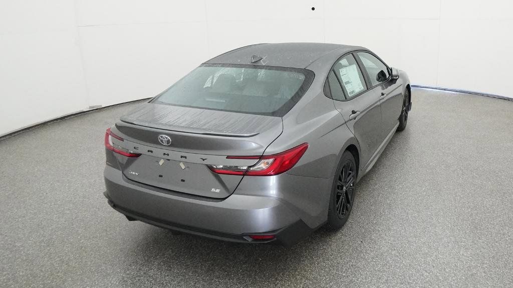 Thumbnail: 2025 Toyota Camry - 32