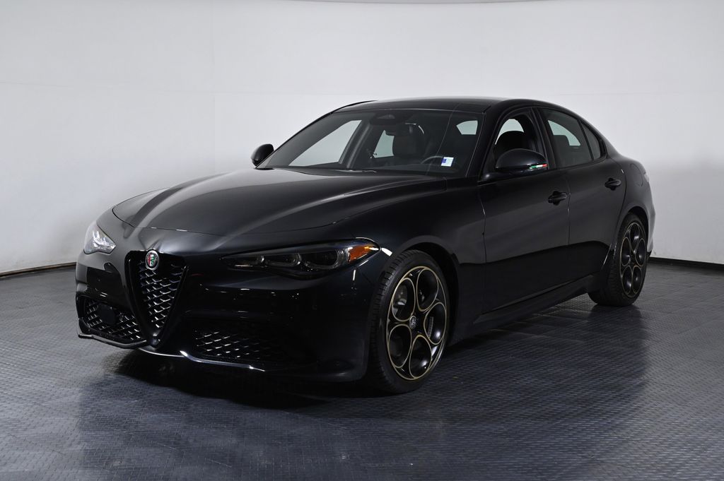 2025 Alfa Romeo Giulia