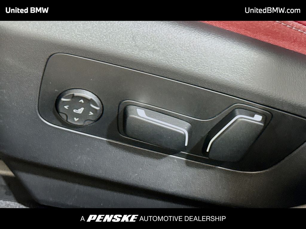 Thumbnail: 2025 BMW 5 Series - 4