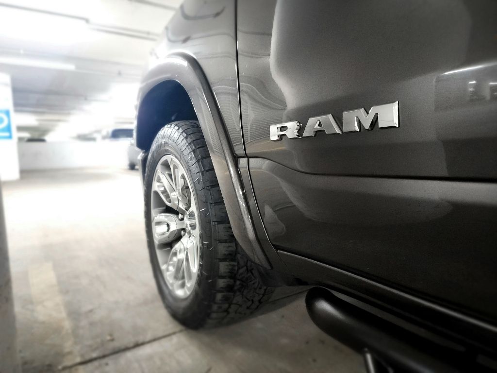 2019 Ram 1500 Laramie 18