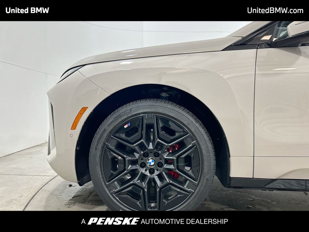 Thumbnail: 2026 BMW iX - 10