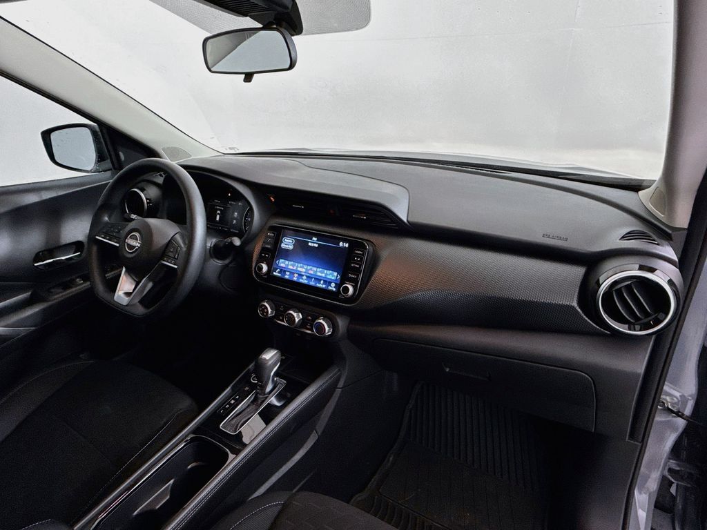 2024 Boulder Gray Pearl Nissan Kicks SV FWD SUV