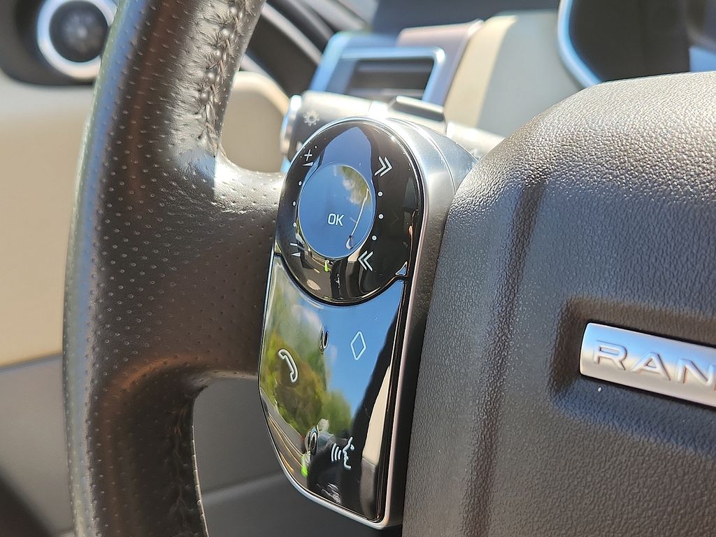 Thumbnail: 2020 Land Rover Range Rover Sport - 21