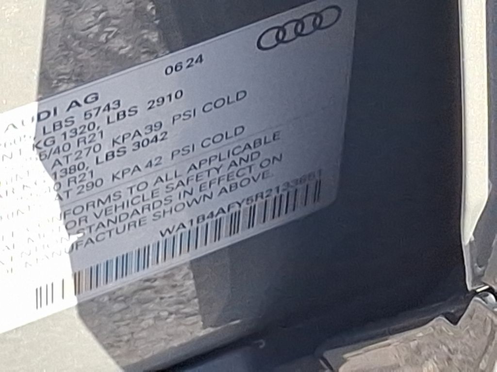 2024 Audi SQ5  19