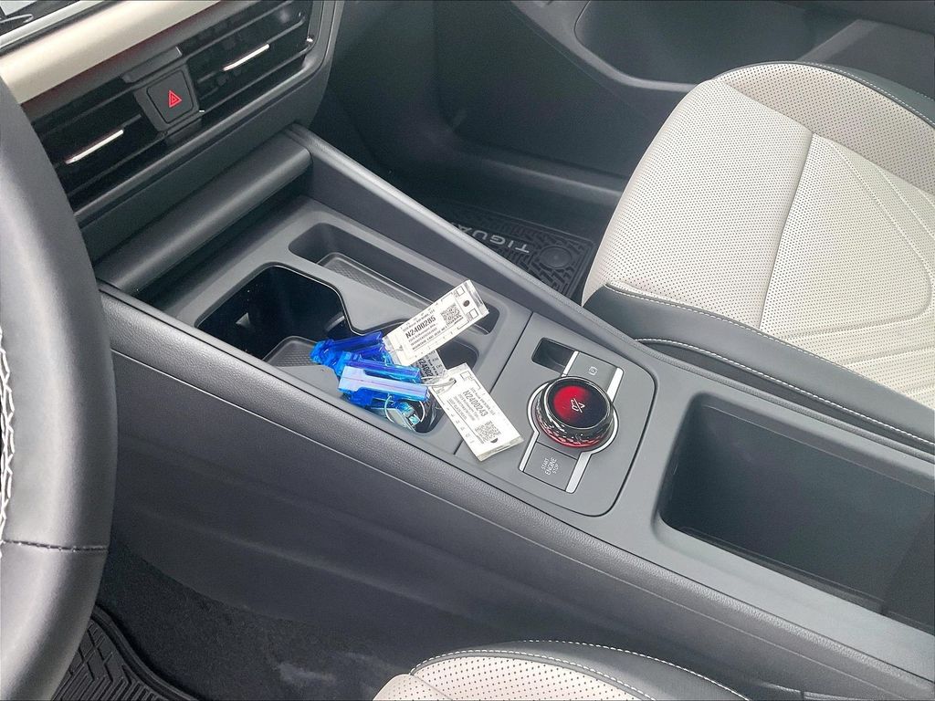 2026 Volkswagen Tiguan — photo 14