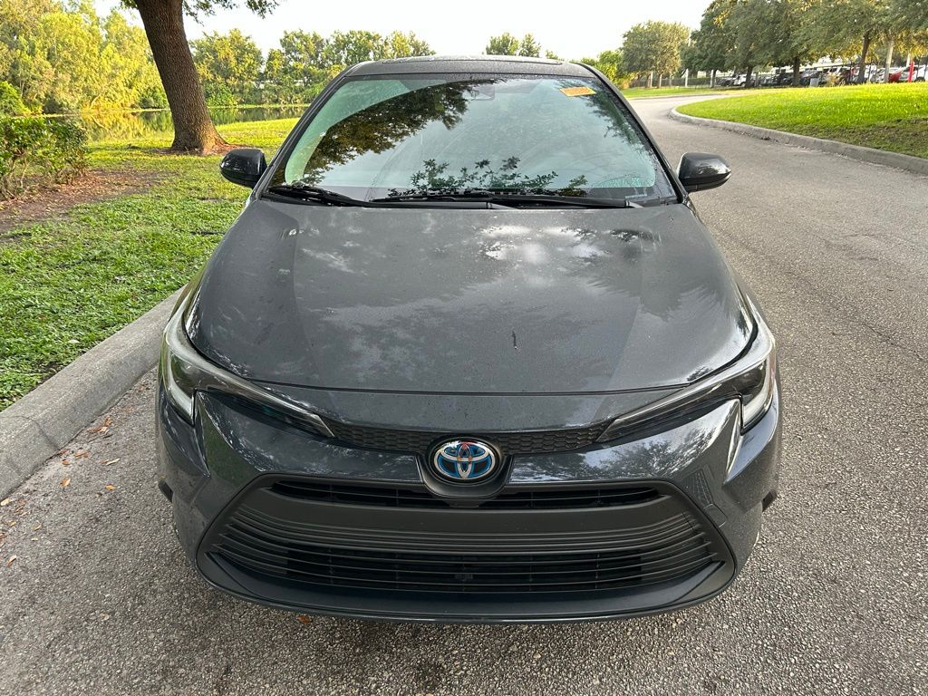 Thumbnail: 2023 Toyota Corolla - 8
