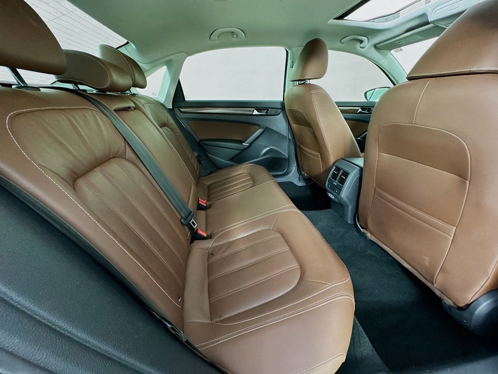 Used Car 2022 Volkswagen Passat  2.0t Limited Edition For Sale Under $20,000 In Austin, Texas