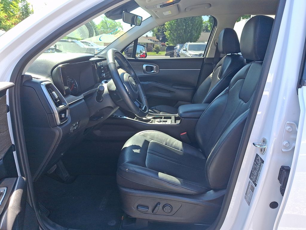 2021 Kia Sorento EX White at Rafferty Subaru
