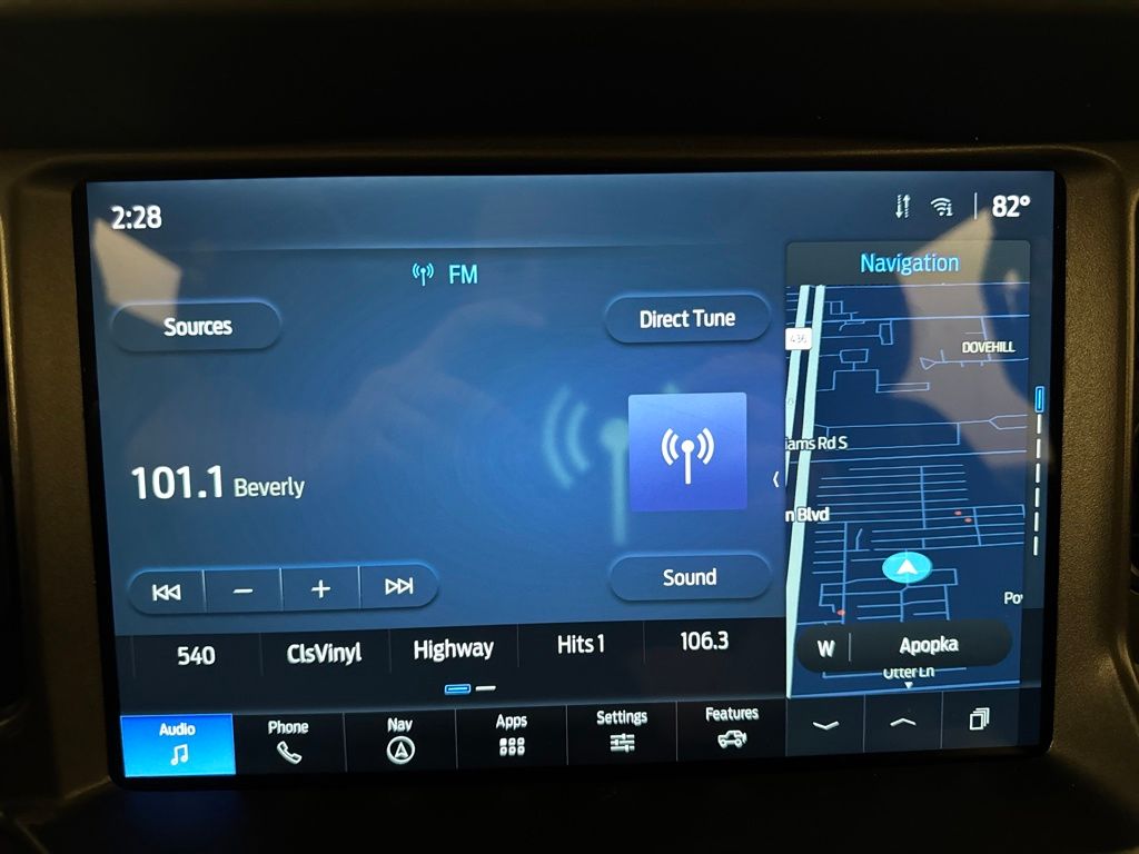 Certified Used 2025 Green Ford Badlands image 24