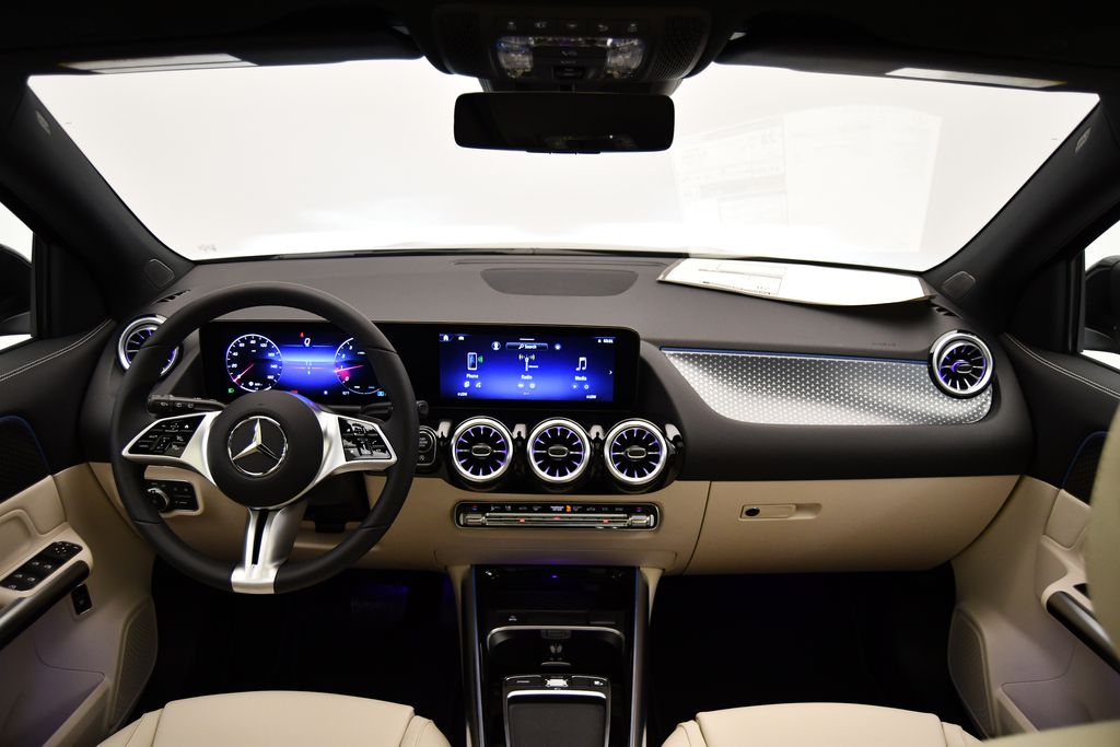 2025 Mercedes-Benz GLA 250 4MATIC 19