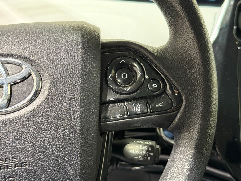 Thumbnail: 2019 Toyota Prius - 23