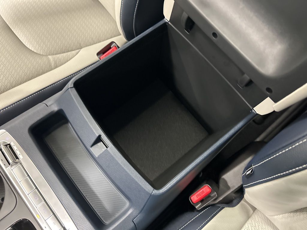 new 2026 Kia Carnival Hybrid car, priced at $52,945