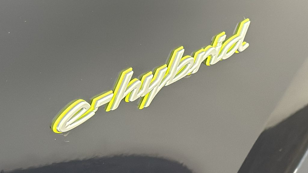 2024 Porsche Cayenne E-Hybrid 13