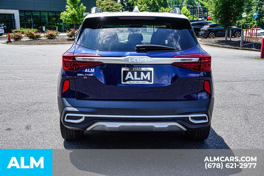 Used 2022 Blue Kia Nightfall image 11