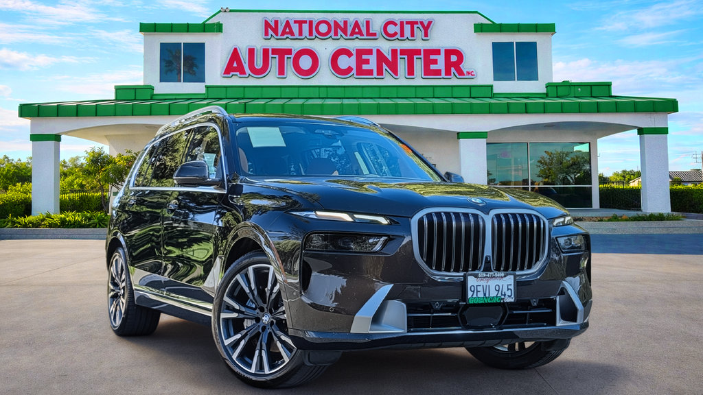 2023 BMW X7