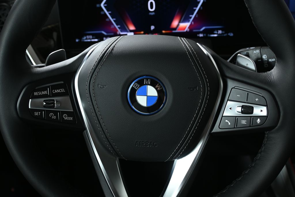 Thumbnail: 2026 BMW X5 - 18