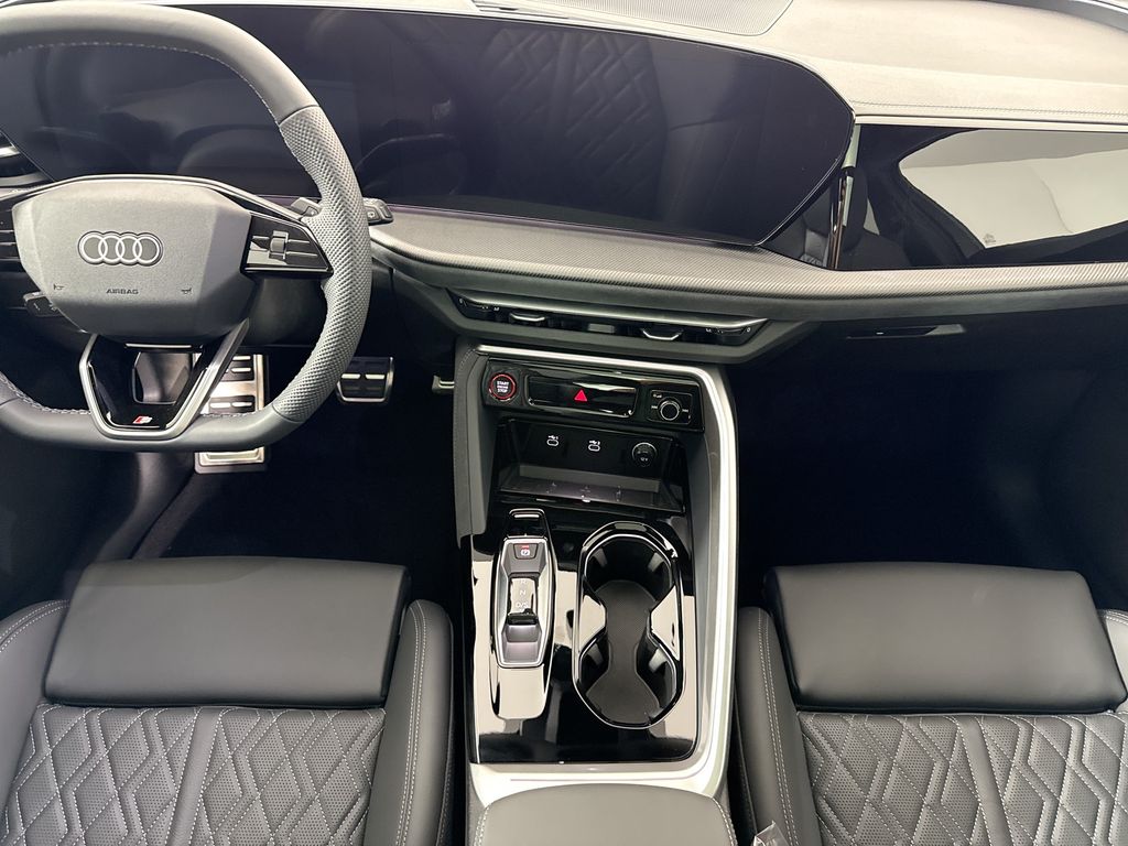 Thumbnail: 2026 Audi SQ5 - 15